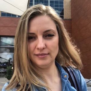 Meet your Posher, Amela